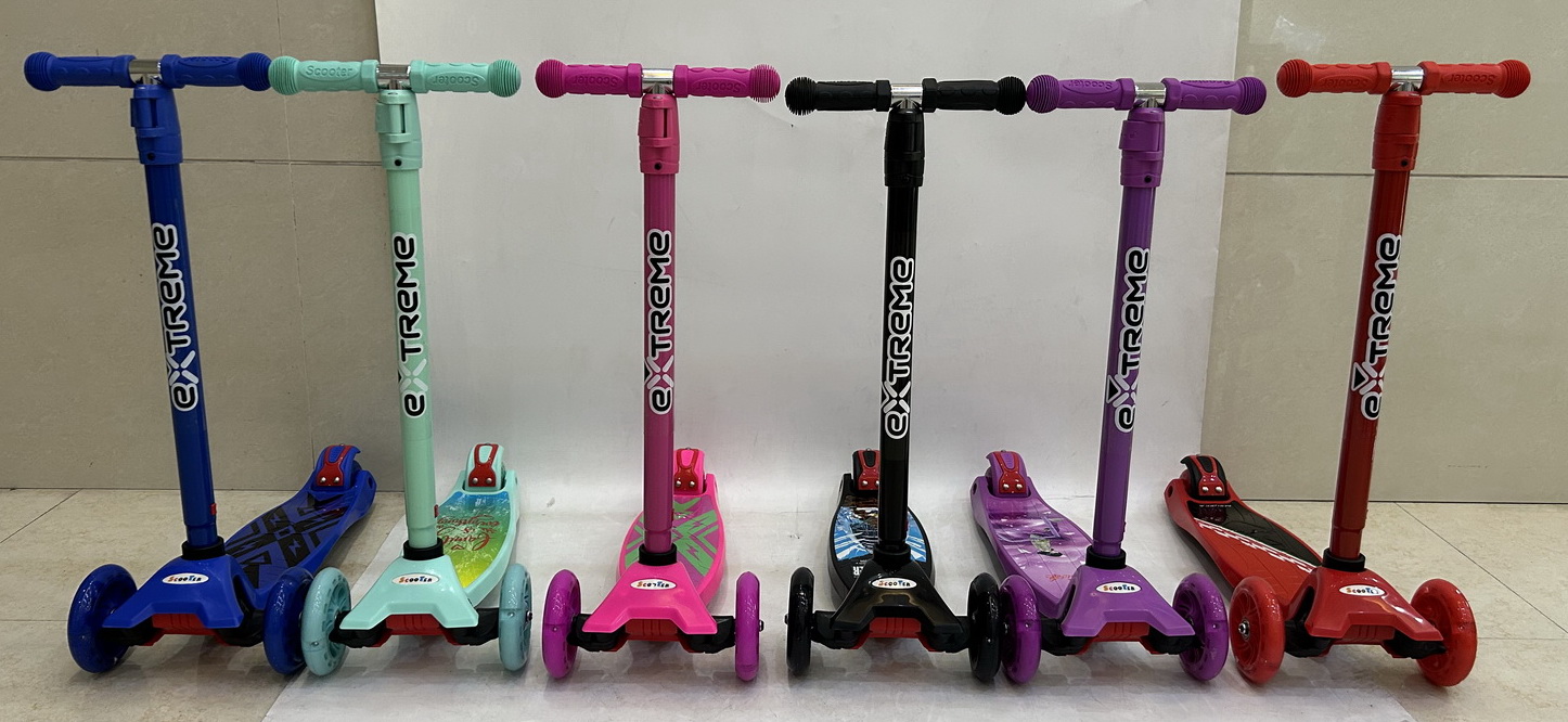 Самокат дитячий 4-х коліс. арт. SC25222 (10шт) MAXI, колеса PU світяться, пакет(КІ)