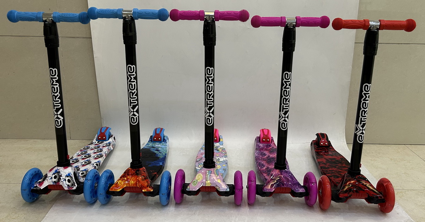 Самокат дитячий 4-х коліс. арт. SC25223 (10шт)  MAXI, колеса PU світяться, пакет(КІ)